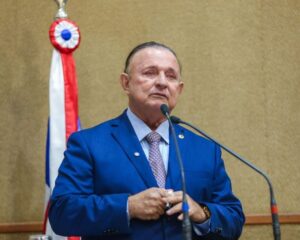 Leia mais sobre o artigo Plenário da Assembleia Legislativa indica Adolfo Menezes ao Tribunal de Contas dos Municípios