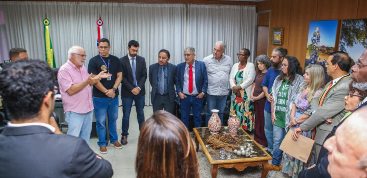 Presidente da ALBA assina documento para criação da Frente Parlamentar em defesa da Serra da Chapadinha