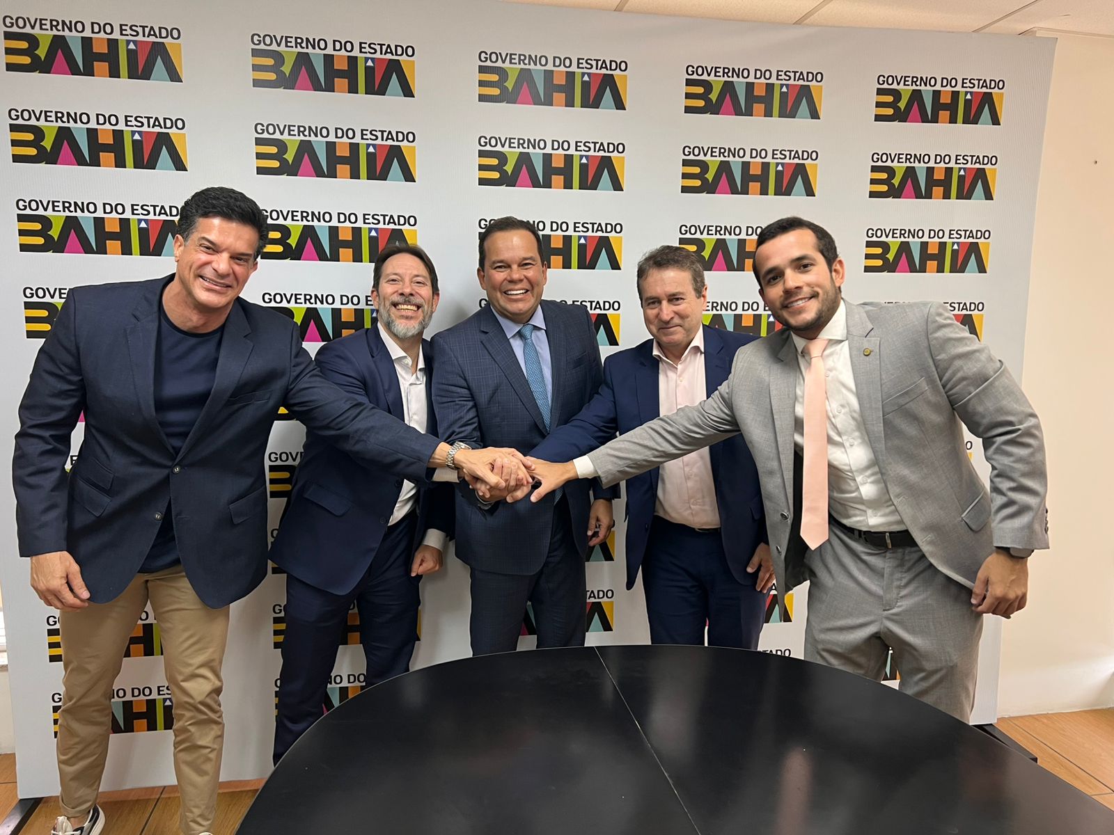 Bahia e GWM discutem parceria para desenvolvimento de projetos de hidrogênio verde