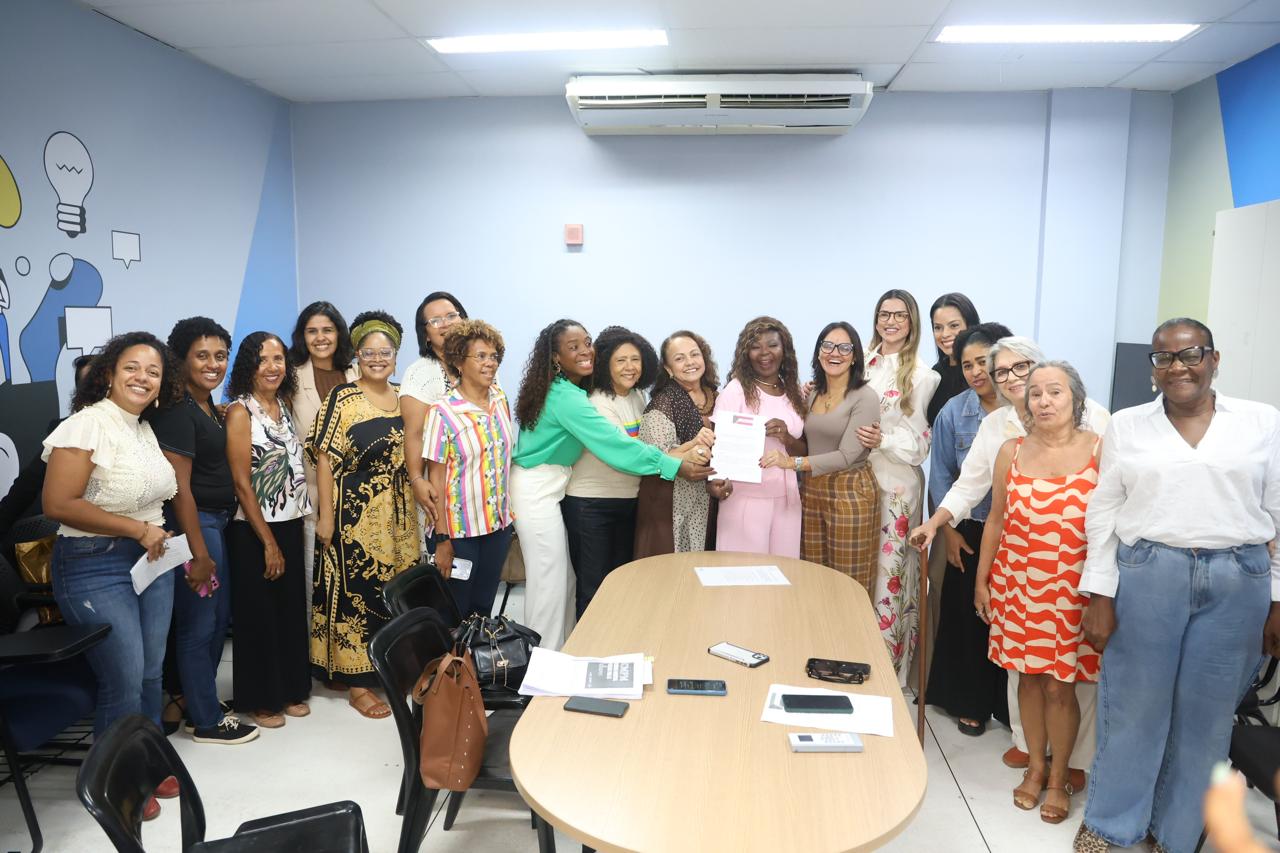 Aladilce destaca esforço do GT da Rede de Mulheres para reativação do Conselho Municipal