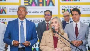 Leia mais sobre o artigo Presidente da ALBA comemora aprovação em tempo recorde de projetos que valorizam os servidores