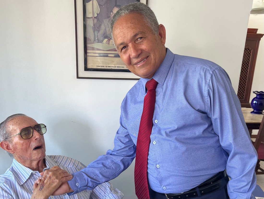 Téo Senna lamenta morte do ex-prefeito de Salvador Virgildásio de Senna