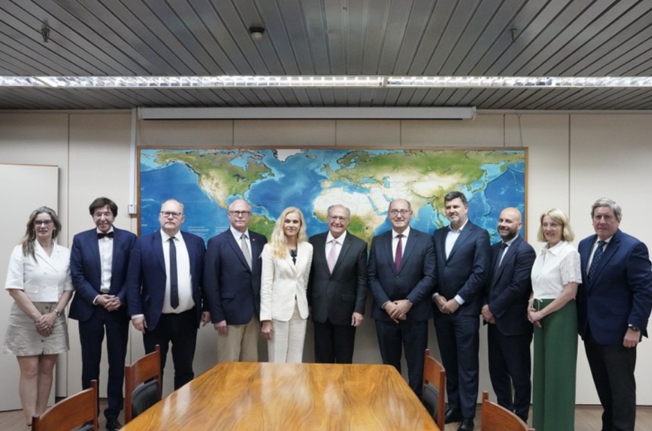 “Queremos fortalecer essa boa parceria entre Brasil, Mercosul e União Europeia”, diz Alckmin durante encontro com eurodeputados