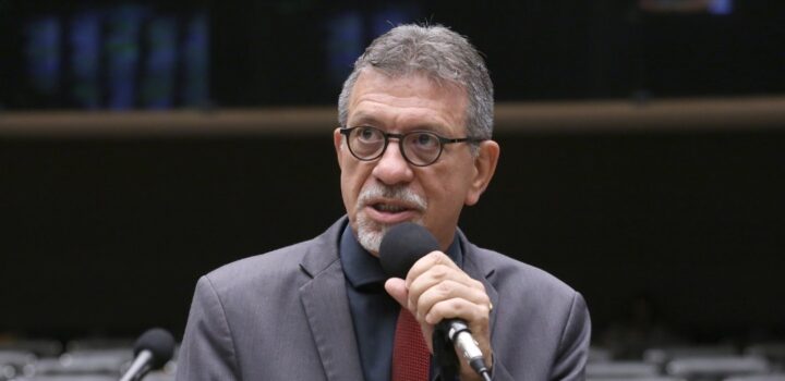 Afonso Florence destaca presença histórica de Jerônimo nos municípios e critica “cópia sem credibilidade” de ACM Neto