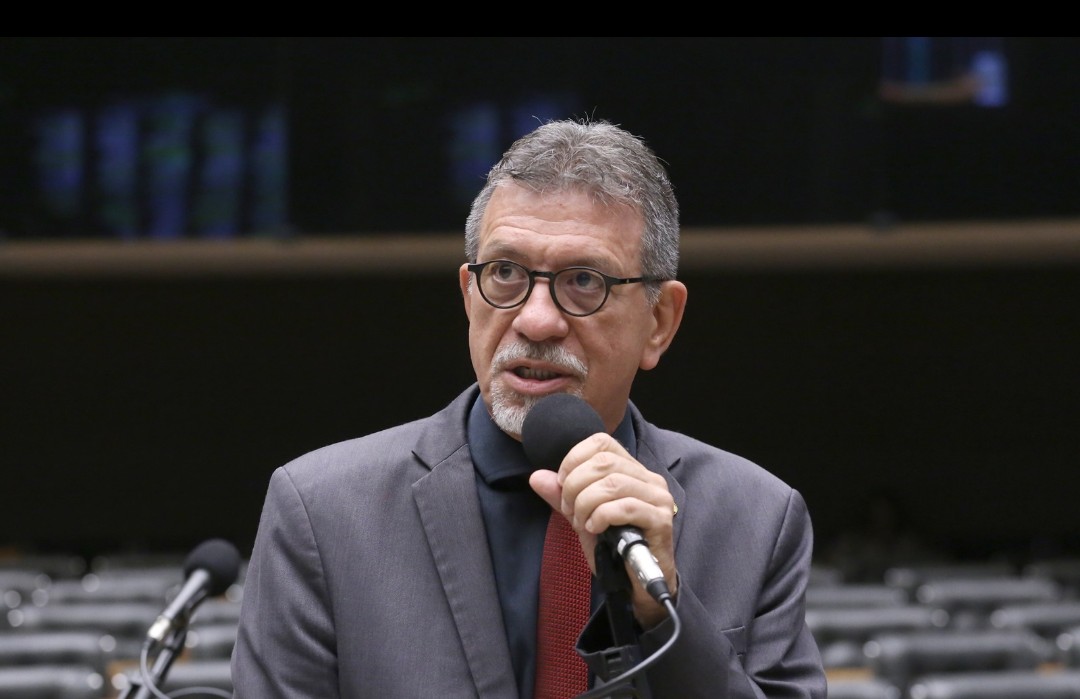 Afonso Florence destaca presença histórica de Jerônimo nos municípios e critica “cópia sem credibilidade” de ACM Neto