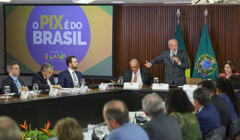 Brasil vai buscar novos parceiros para diminuir impactos comerciais