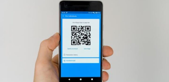 Fraudes via Pix crescem no Brasil, e criminosos profissionalizam golpes com engenharia social 