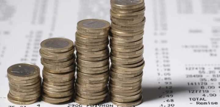 CNC: endividamento sobe pelo 5º mês seguido e quebra novo recorde