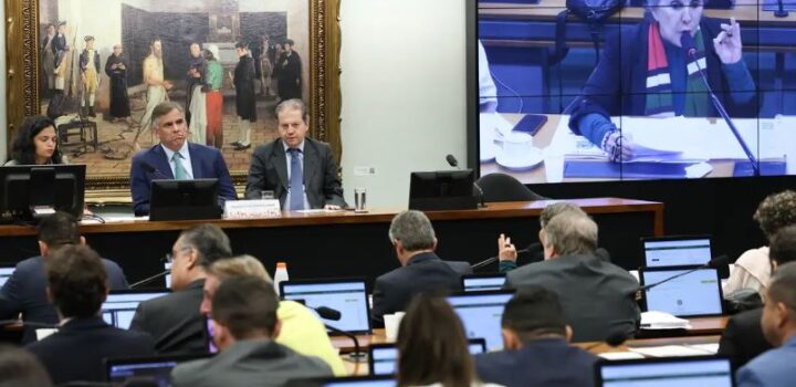 Comissão da Câmara aprova redução da maioridade penal para 16 anos