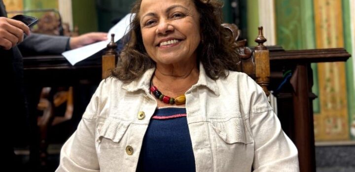 “Abandonou a saúde de Salvador e finge ter capacidade para fazer algo pelo estado”, dispara Aladilce sobre ACM Neto