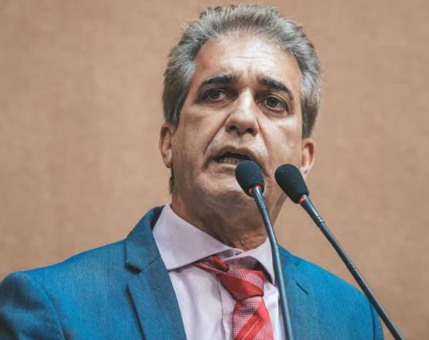Robinson Almeida aponta falhas da Prefeitura na saúde básica e diz que rede estadual absorve demanda municipal