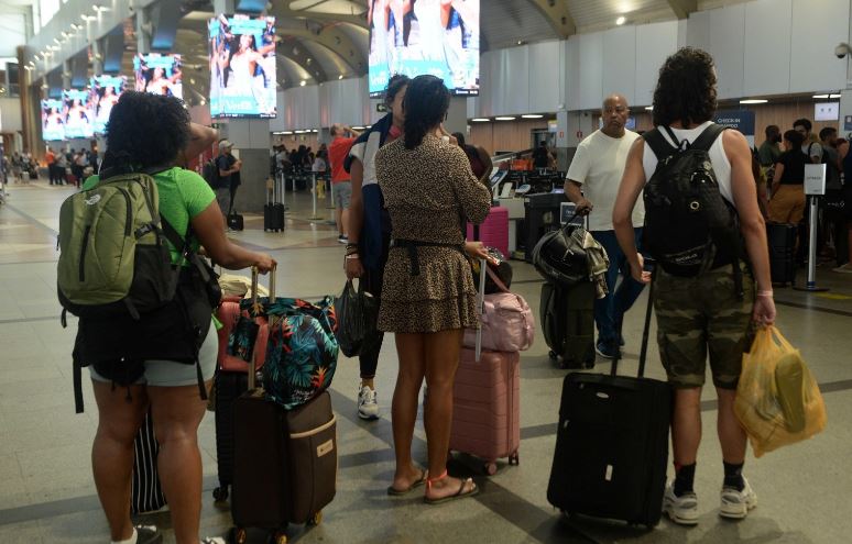 Fluxo de visitantes e receita turística crescem em Salvador no mês de maio em comparação com 2025
