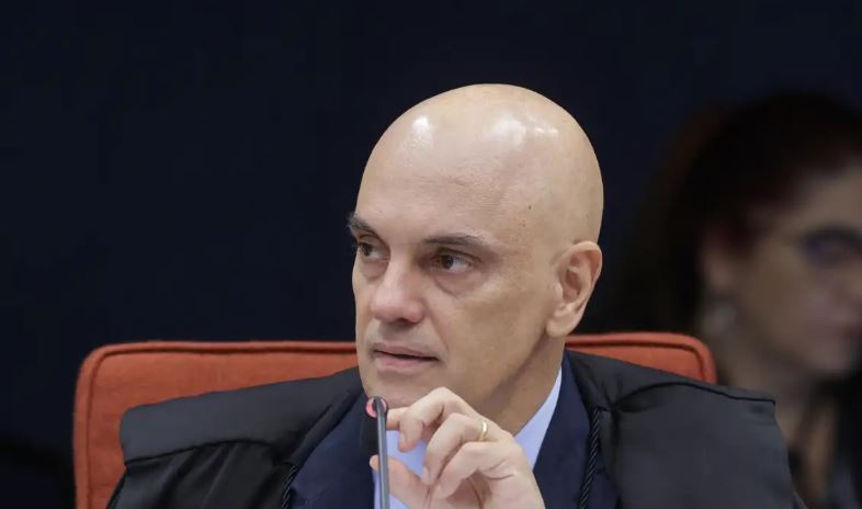 AGU vai pedir para atuar em processo contra Moraes nos EUA