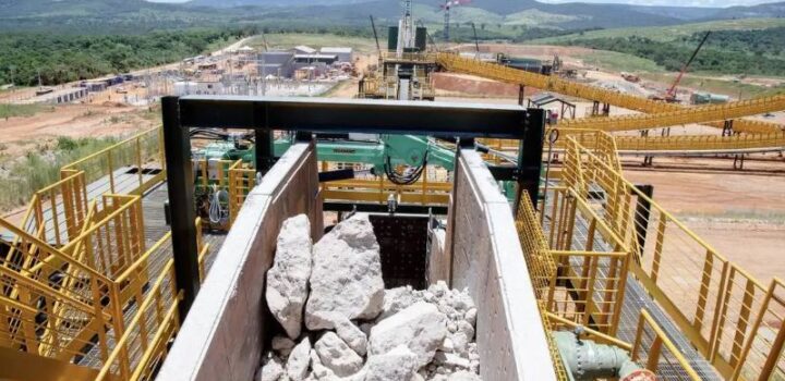 Minerais críticos: o novo petróleo da transição energética