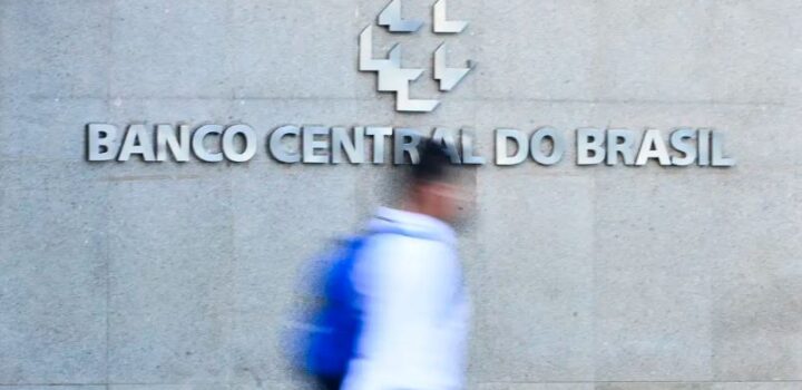 Copom avalia indicadores econômicos e decide sobre Selic