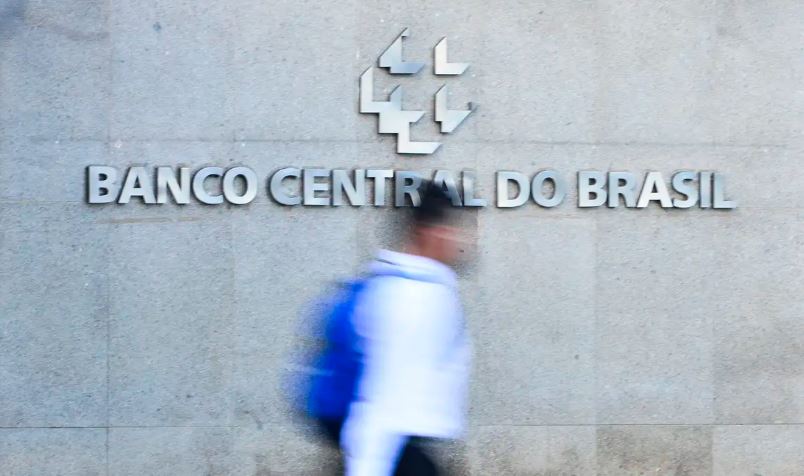 Copom avalia indicadores econômicos e decide sobre Selic