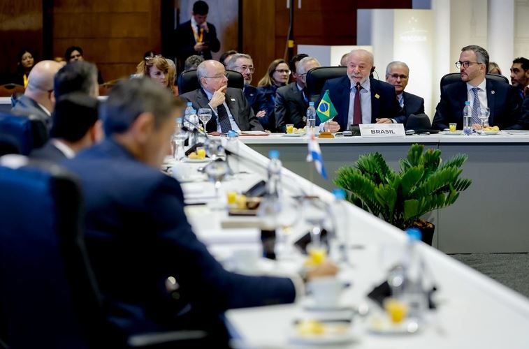 “O Mercosul é uma necessidade estratégica”, afirma Lula na cúpula do bloco, no Paraguai