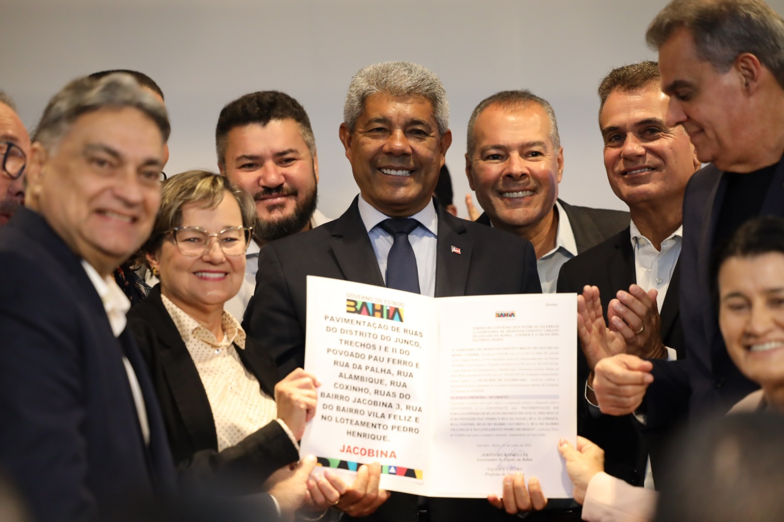 Bases de Júnior Muniz, Jacobina, Itanhém e Vera Cruz recebem investimentos em infraestrutura do Estado