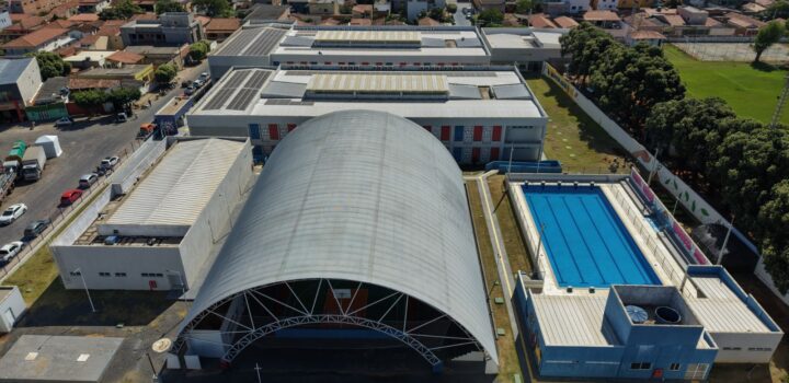 Novo colégio de tempo integral e obras viárias ampliam oportunidades e mobilidade em Correntina