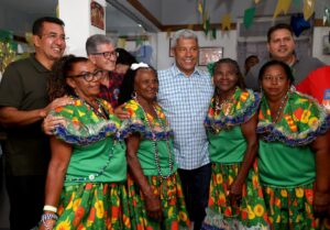Leia mais sobre o artigo Governador marca presença nos festejos juninos de Senhor do Bonfim e Jaguarari
