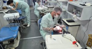 Leia mais sobre o artigo Atendimento precário de Atenção Primária à Saúde em Salvador sobrecarrega rede estadual de hospitais e clínicas