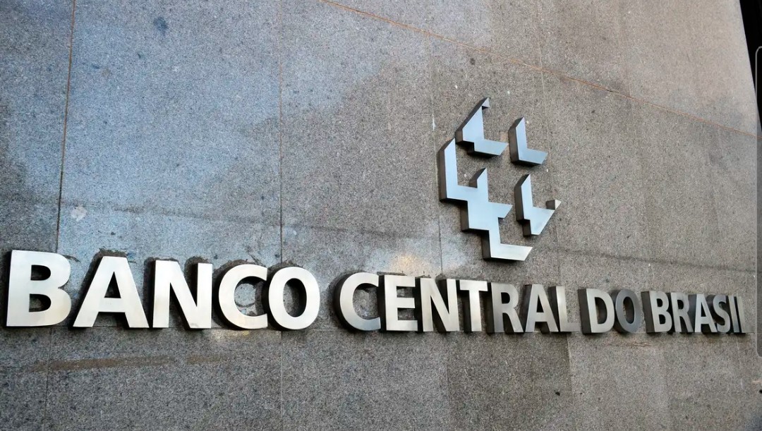 Especialistas comentam sobre redução da Taxa Selic para 14,25% pelo Copom