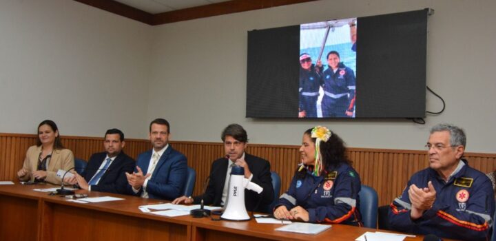 Paulo Câmara homenageia os 21 anos do Samu Salvador e destaca profissionais que salvam vidas diariamente