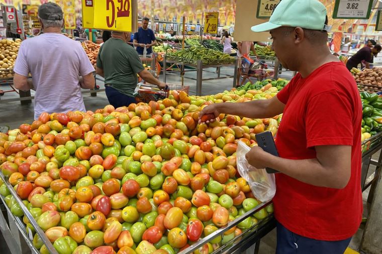 Após cinco meses consecutivos de alta, a Cesta Básica de Salvador apresenta redução de 0,80% em junho de 2026