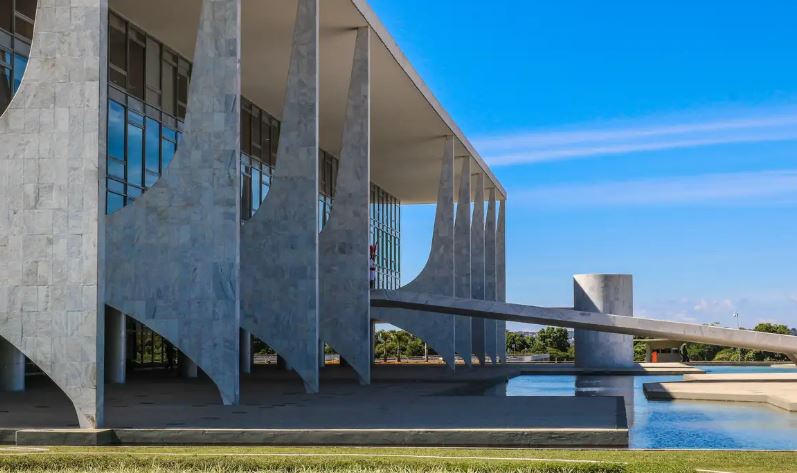 Entenda a Lei de Reciprocidade, que o Brasil pode adotar contra os EUA