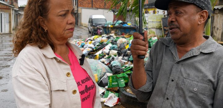 Aladilce denuncia que aliados de ACM Neto ganham cargos na Limpurb enquanto Salvador convive com a sujeira
