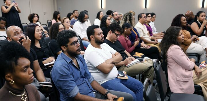 Comunicadores do Estado participam de formação sobre antirracismo e direitos humanos