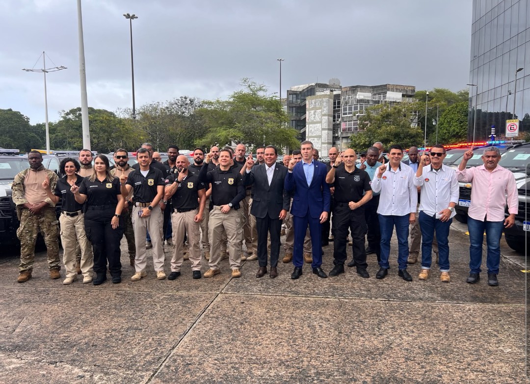 Vice-governador Geraldinho entrega 59 novas viaturas e reforça estrutura da Polícia Civil da Bahia