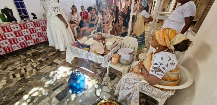 Estudantes franceses vivem a experiência da culinária de terreiro em Salvador