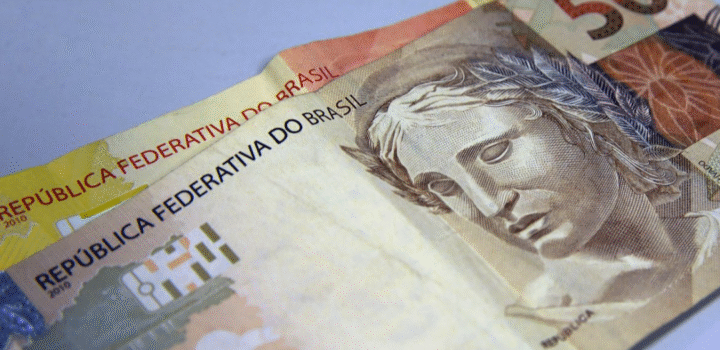 Beneficiários com NIS de final 7 recebem Bolsa Família de julho