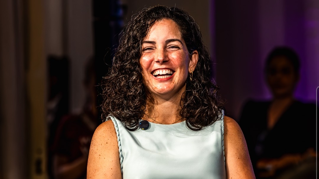 Iara Schimmelpfeng representa a Petrobahia em painel sobre integridade no Welcome Women Forum 2026