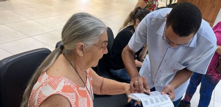 SAC realiza atendimento exclusivo a idosos neste sábado (15) Projeto Cidadão 60+ acontece em postos da capital e RMS, interior e SAC Móvel
