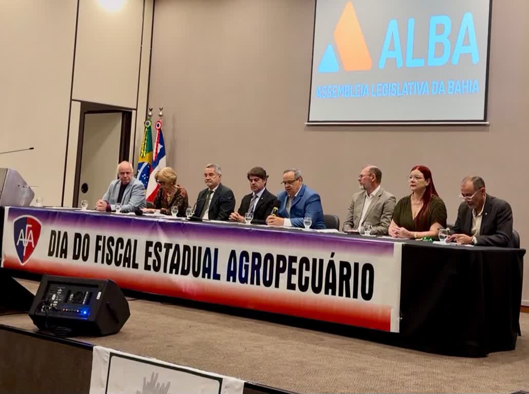Paulo Câmara destaca papel estratégico dos fiscais agropecuários na Alba