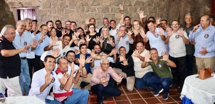 Candidata a deputada estadual, Ivana reúne 22 prefeitos do Sudoeste em primeira grande mobilização da campanha