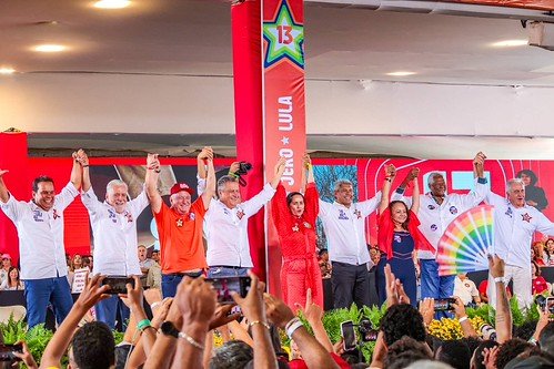 Aladilce ironiza ACM Neto: “Quer surfar na onda Lula, mas é bolsonarista de carteirinha”
