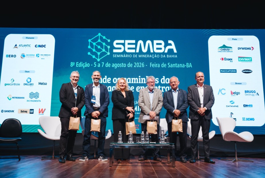 Primeiro dia do SEMBA reúne setor da mineração, autoridades e estudantes em Feira de Santana