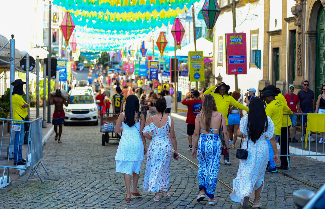 Ações dinamizam Centro Histórico de Salvador com valorização de produtores de arte e cultura
