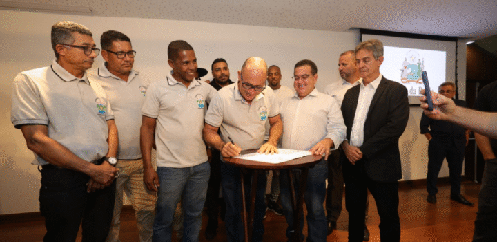 Novas obras de pavimentação melhoram acesso entre cidades e distritos da Bahia