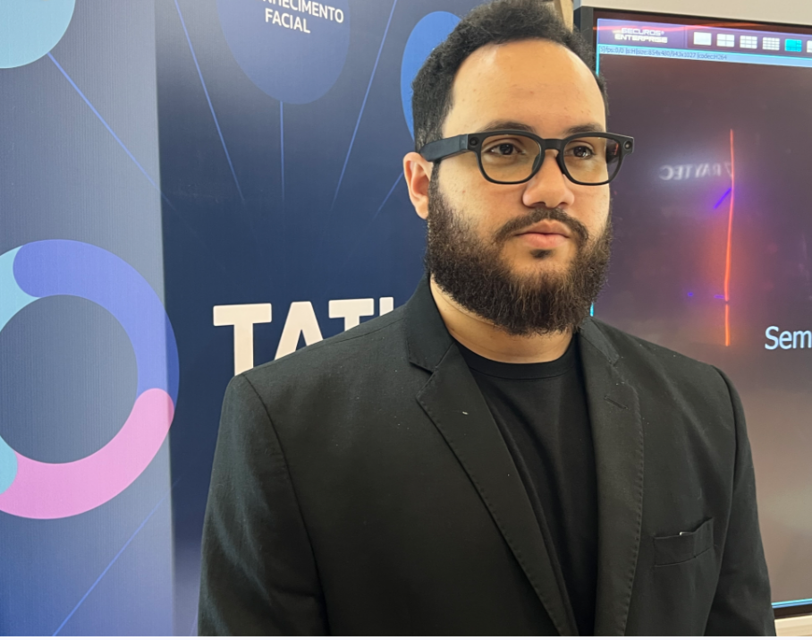 Empresa de tecnologia lança óculos que transmite imagens e faz reconhecimento facial em tempo real