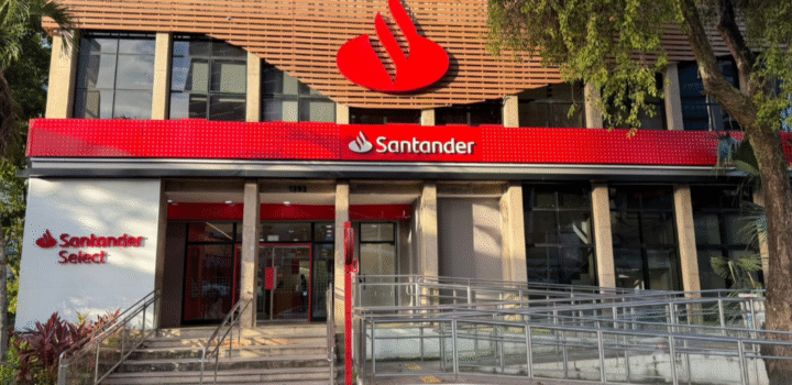 Santander abre seleção para reforçar equipe na Bahia