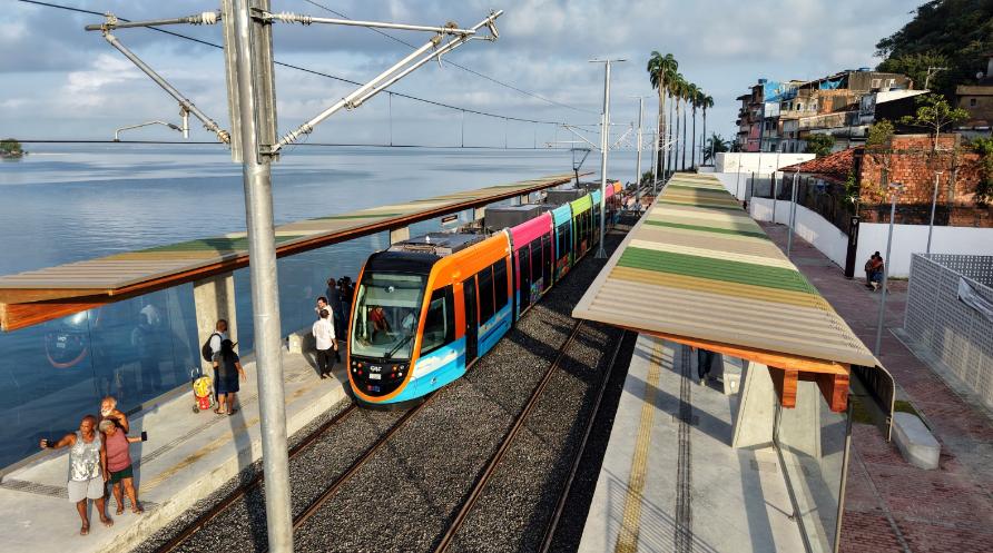 VLT inicia operação com passageiros na Parada Marisqueiras nesta terça-feira (1º)