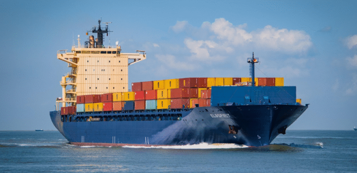 Com 95% do comércio exterior pelo mar, Brasil precisa se adaptar a navios maiores