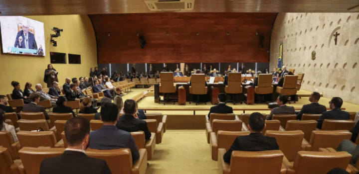 STF: plenário vai decidir se julgará Moraes e Mendonça simultaneamente