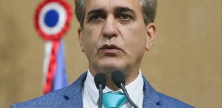 ACM Neto se faz de vítima, mas precisa abrir o sigilo e dar explicações sobre a Overclean”, afirma deputado