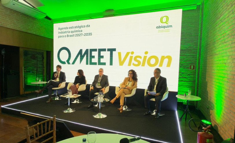 Você está visualizando atualmente Abiquim apresenta agenda estratégica da indústria química para o próximo governo