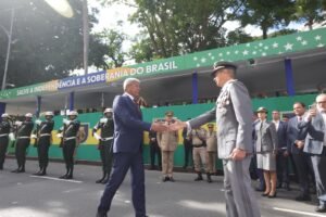 Leia mais sobre o artigo Desfile cívico-militar marca 7 de Setembro em Salvador